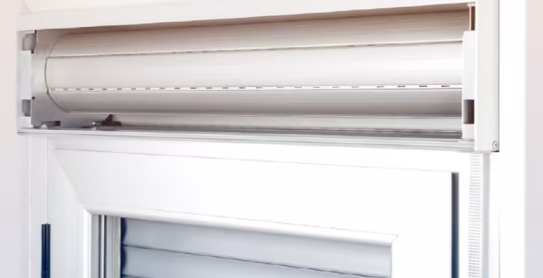 Cómo limpiar las persianas por fuera: Guía práctica y segura