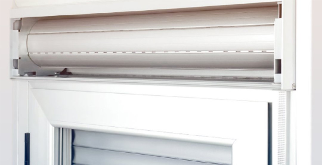 Cómo limpiar las persianas por fuera: Guía práctica y segura